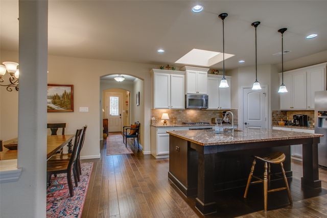 6060 Warmouth Drive, Fort Worth, TX 76179