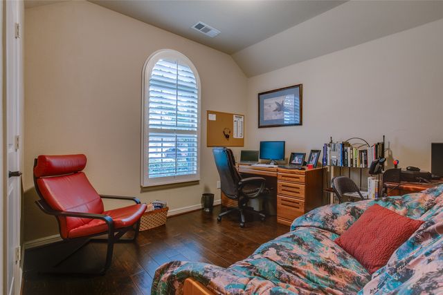 6060 Warmouth Drive, Fort Worth, TX 76179