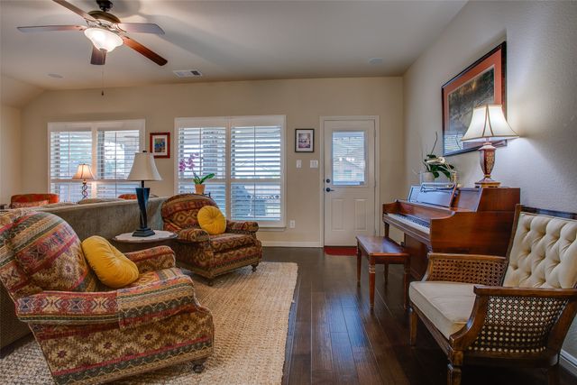 6060 Warmouth Drive, Fort Worth, TX 76179