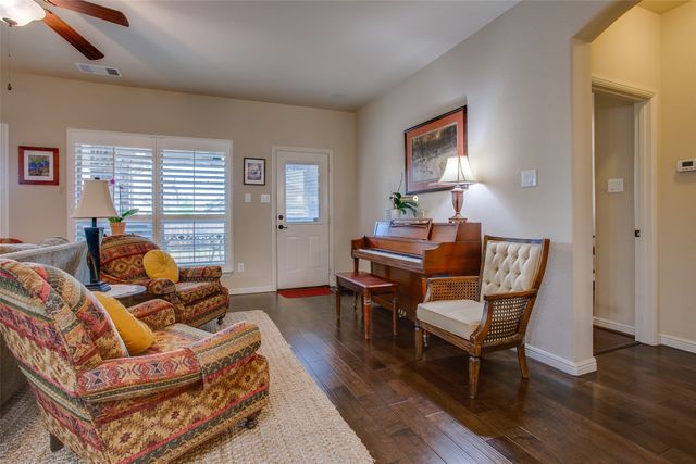 6060 Warmouth Drive, Fort Worth, TX 76179