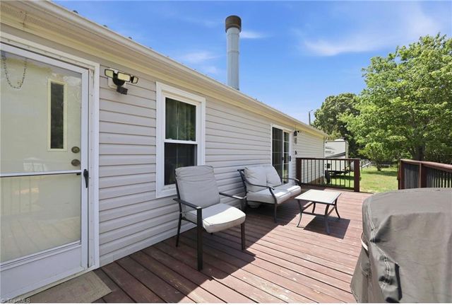 180 B Austin Drive, Eden, NC 27288