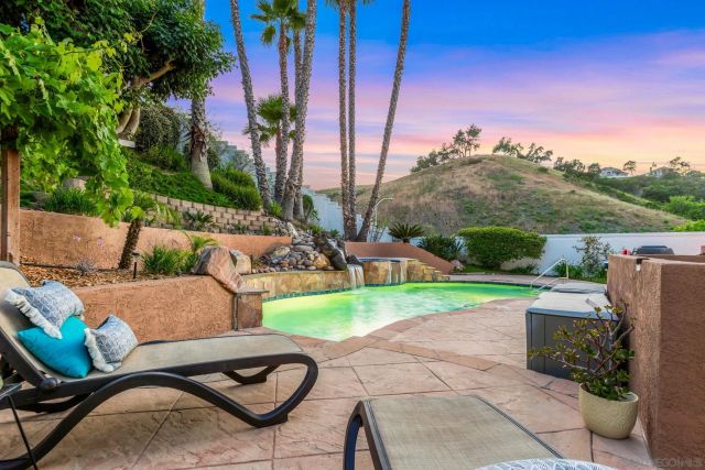 1021 Museum Ct, Oceanside, CA 92057