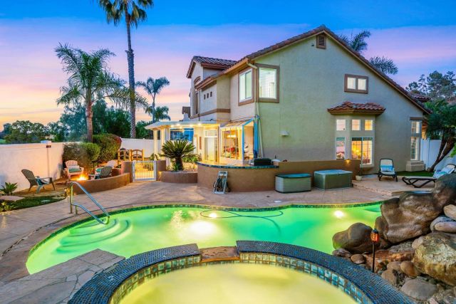 1021 Museum Ct, Oceanside, CA 92057