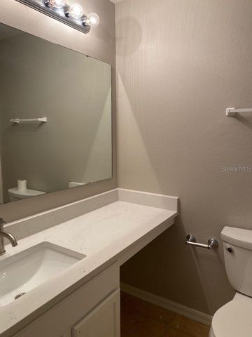 1123 BREEZY KNOLL STREET, Minneola, FL 34715