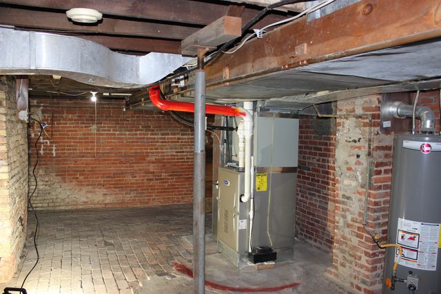 620 Highland Ave, Salina, KS 67401