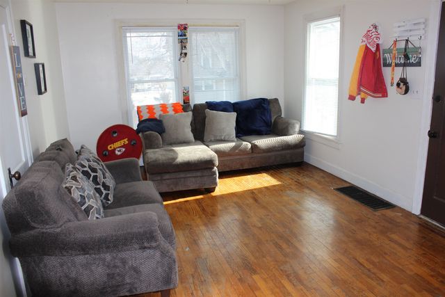 620 Highland Ave, Salina, KS 67401