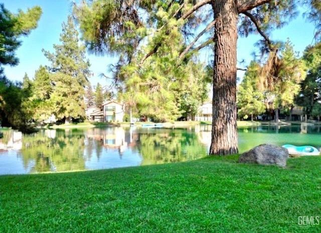 4136 Pinewood Lake Drive, Bakersfield, CA 93309