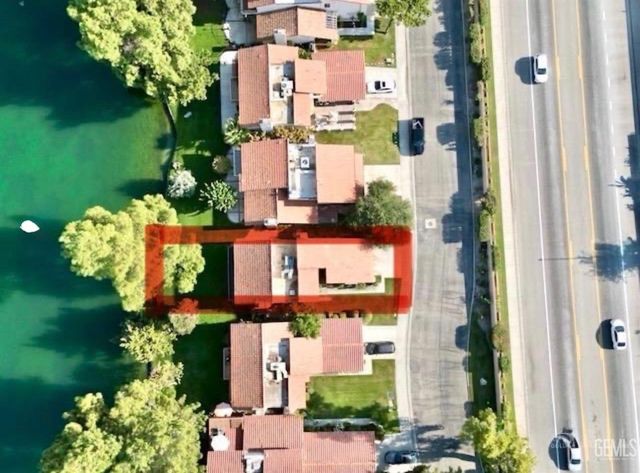 4136 Pinewood Lake Drive, Bakersfield, CA 93309