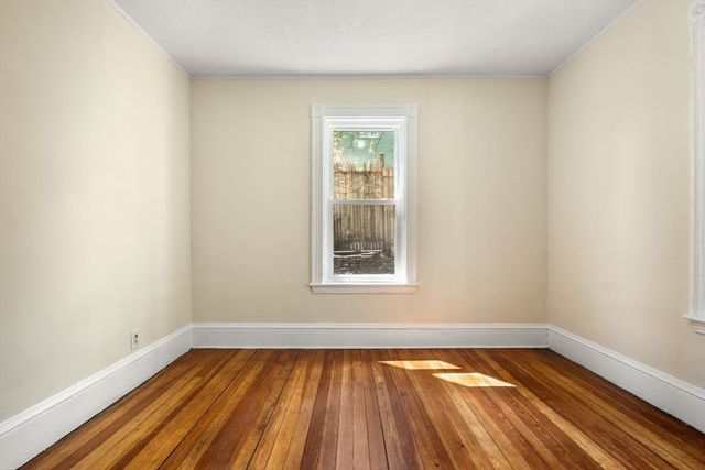 10 Royal St, Boston, MA 02134
