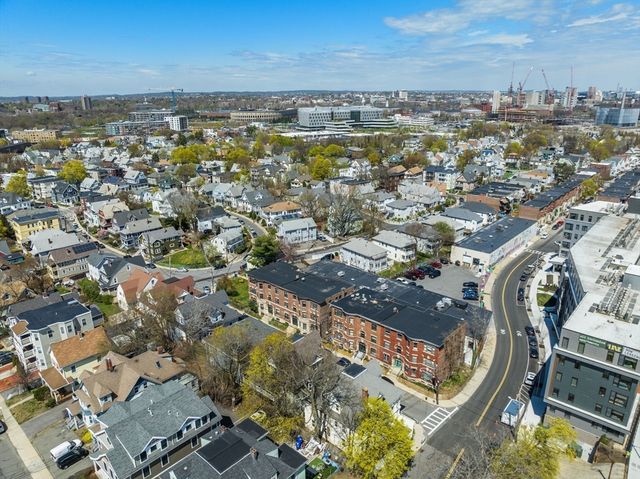 10 Royal St, Boston, MA 02134
