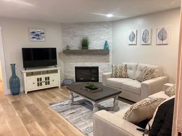 1231 Juniper Drive H, Gilroy, CA 95020