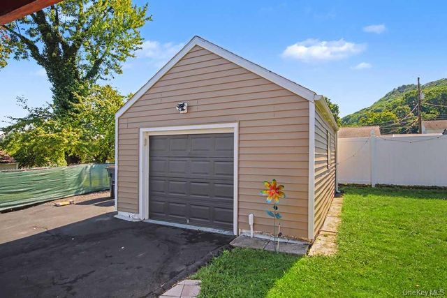 28 Hurd Avenue, Garnerville, NY 10923