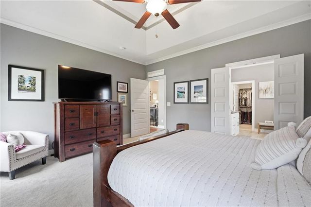12100 Canna Court, Peculiar, MO 64078