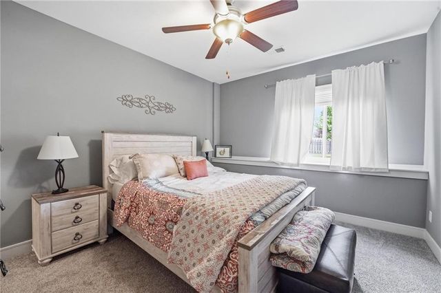 12100 Canna Court, Peculiar, MO 64078