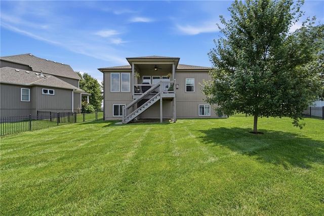 12100 Canna Court, Peculiar, MO 64078