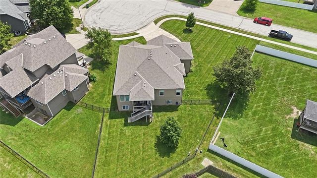 12100 Canna Court, Peculiar, MO 64078
