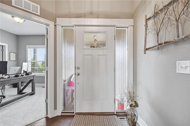 12100 Canna Court, Peculiar, MO 64078