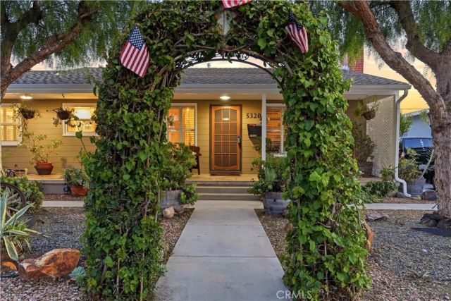 5320 E Pavo Street, Long Beach, CA 90808