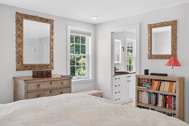 410 Blueberry Pond Dr, Brewster, MA 02631