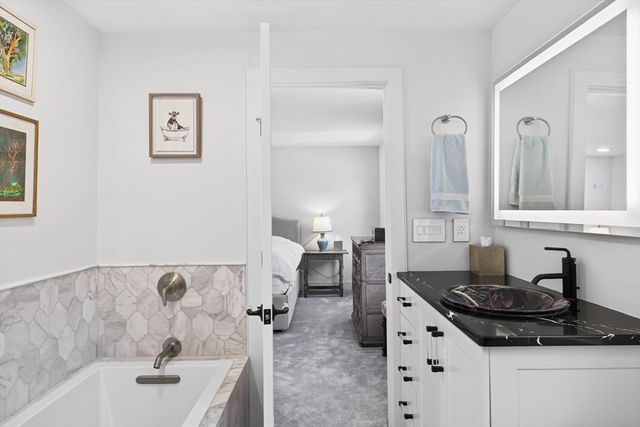 410 Blueberry Pond Dr, Brewster, MA 02631