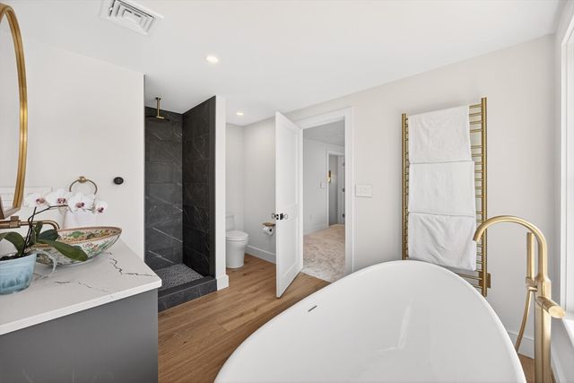 410 Blueberry Pond Dr, Brewster, MA 02631