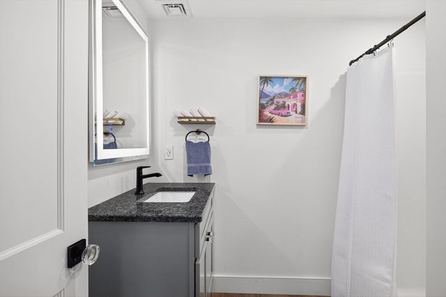 410 Blueberry Pond Dr, Brewster, MA 02631