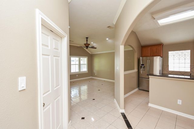 15975 Cottage Ivy Circle, Tomball, TX 77377