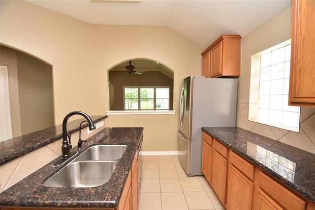 15975 Cottage Ivy Circle, Tomball, TX 77377