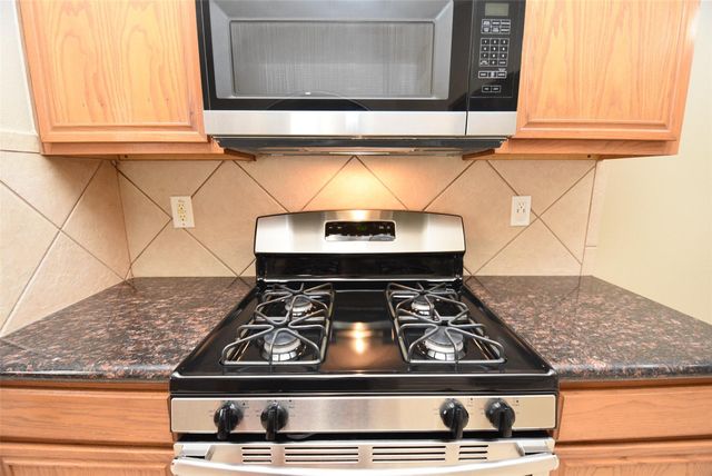 15975 Cottage Ivy Circle, Tomball, TX 77377