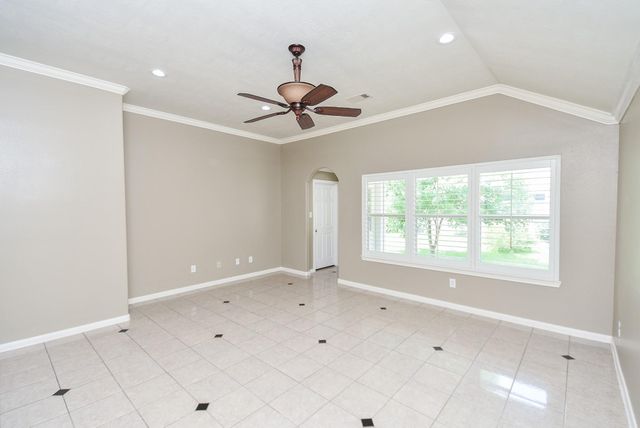 15975 Cottage Ivy Circle, Tomball, TX 77377