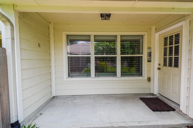 15975 Cottage Ivy Circle, Tomball, TX 77377