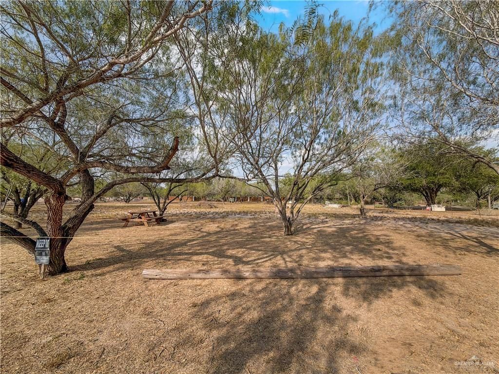 2615 E La Pointe Avenue, Alton, TX 78573