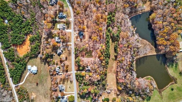 170 Hash Lane, Summerfield, NC 27358