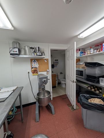 57 East Street, Ipswich, MA 01938