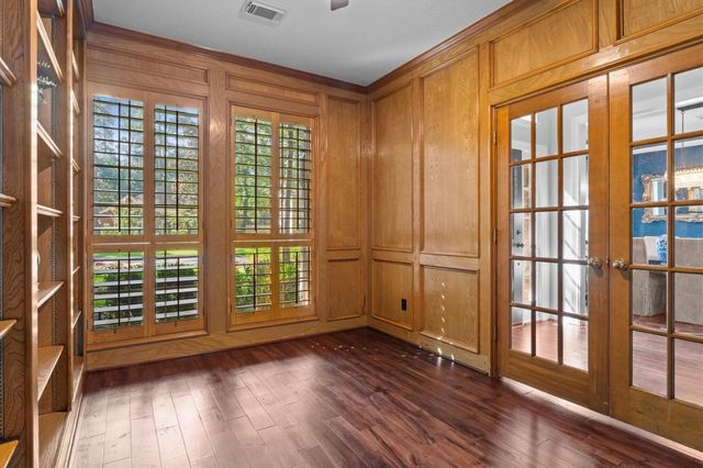 19 Lantana Trail, The Woodlands, TX 77382