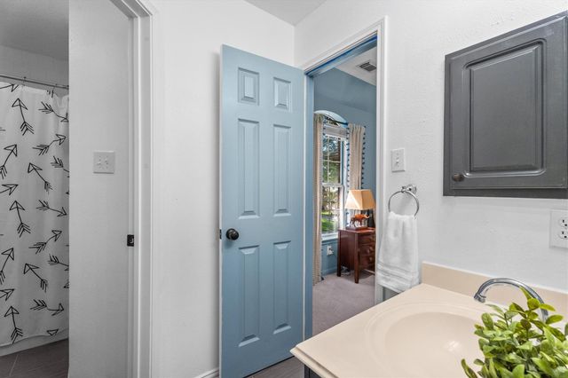 19 Lantana Trail, The Woodlands, TX 77382