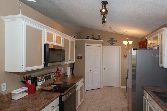 10719 CHERRY OAK CIRCLE, Orlando, FL 32817