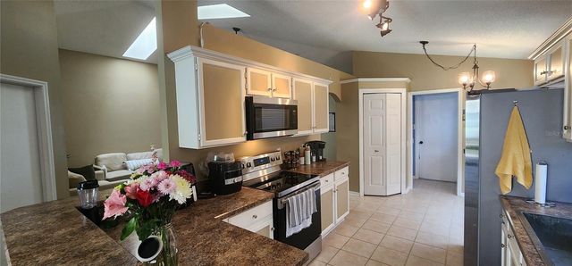 10719 CHERRY OAK CIRCLE, Orlando, FL 32817