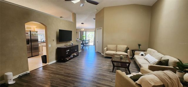 10719 CHERRY OAK CIRCLE, Orlando, FL 32817