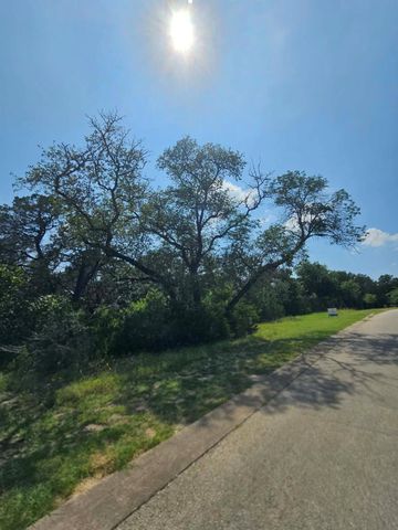 18905 Leisure LN, Lago Vista, TX 78645
