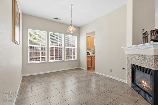 3808 Guildford Ln, Modesto, CA 95355