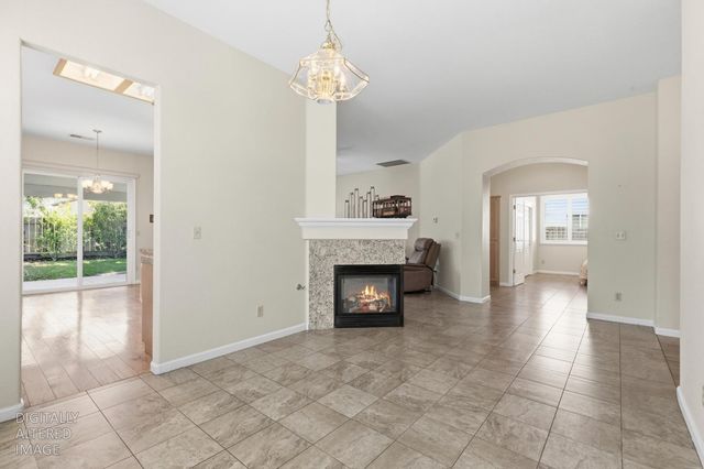 3808 Guildford Ln, Modesto, CA 95355