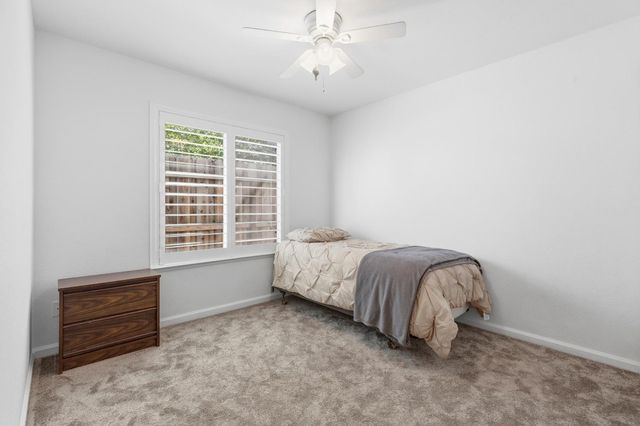 3808 Guildford Ln, Modesto, CA 95355