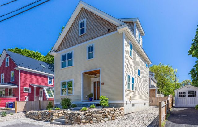 57 Sherburne Avenue, Portsmouth, NH 03801