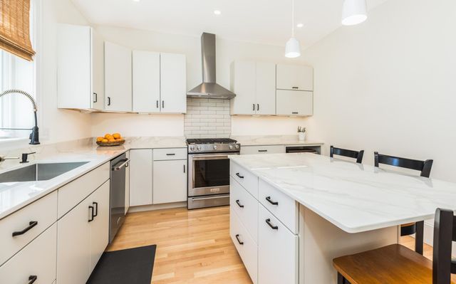 57 Sherburne Avenue, Portsmouth, NH 03801