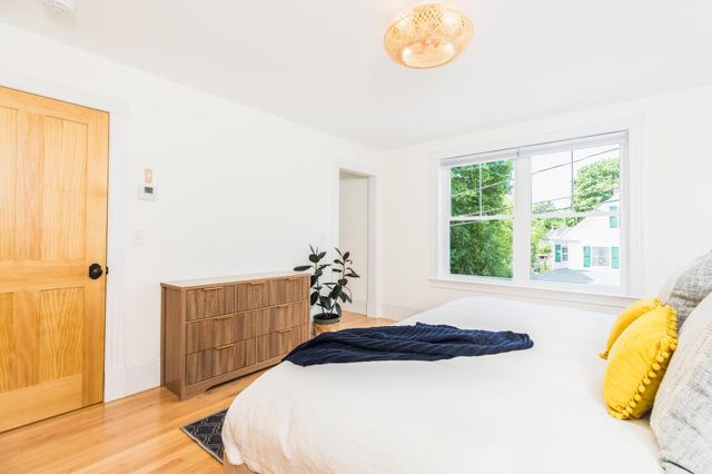 57 Sherburne Avenue, Portsmouth, NH 03801