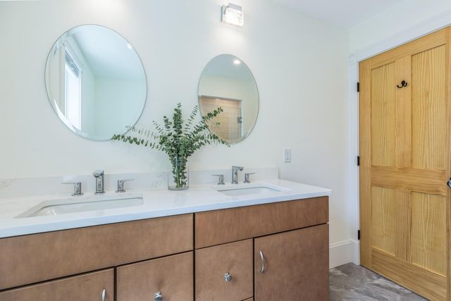 57 Sherburne Avenue, Portsmouth, NH 03801
