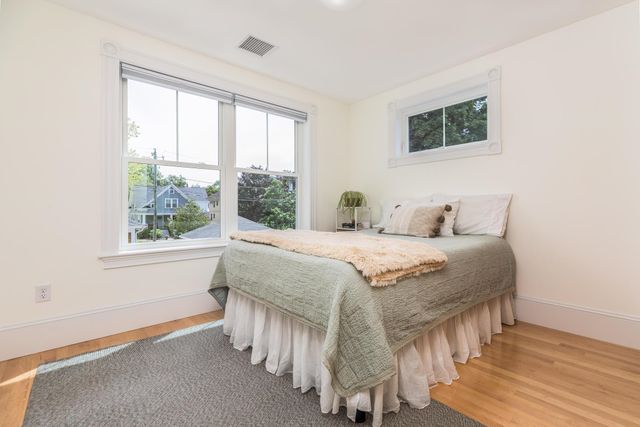 57 Sherburne Avenue, Portsmouth, NH 03801