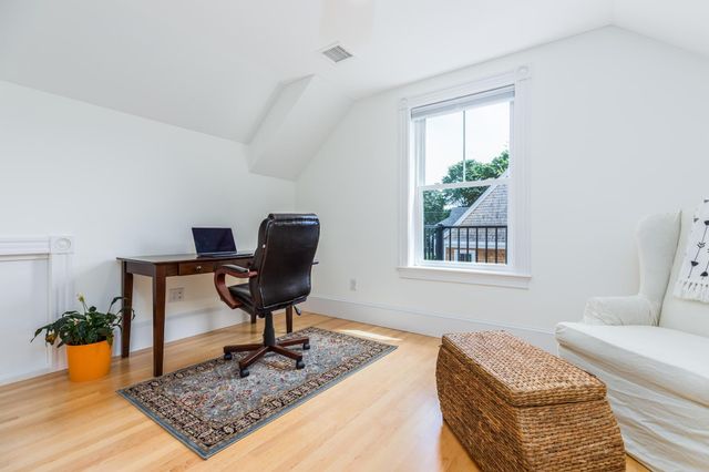 57 Sherburne Avenue, Portsmouth, NH 03801