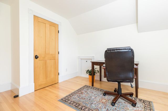 57 Sherburne Avenue, Portsmouth, NH 03801